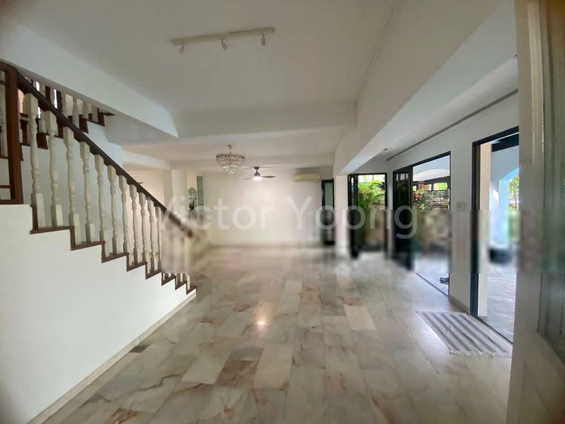 5 Bed Bungalow (Landed) for Rent in  Clementi Park - Image 2